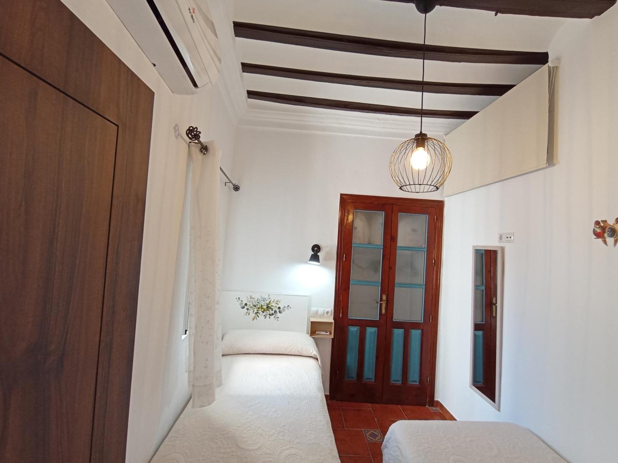 סהרה דה לה סיירה El Detalle Apartamento Y Estudio מראה חיצוני תמונה
